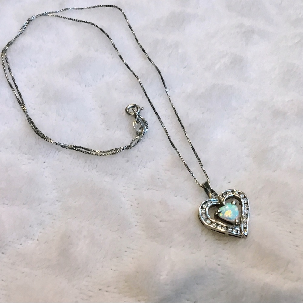 925 Italy BSI 18” Chain & 925 Cubic Zirconia Heart Pendant - Picture 2 of 6
